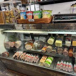 Appetizzio's Italian Specialties & World Market
