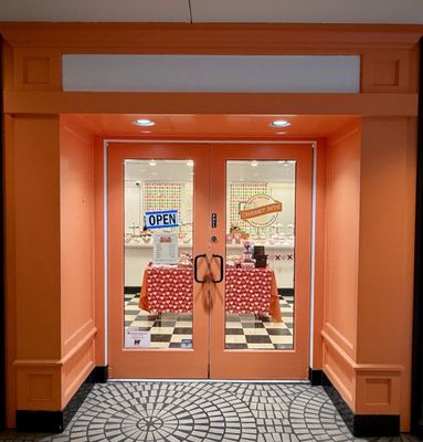 Cheeky Bits Sweets by null