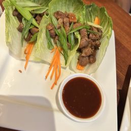 Steak lettuce wraps Steak lettuce wraps