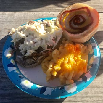 Slow Play Brewing - Pulled BBQ Pork Sandwich w/ Coleslaw, Macaroni - Breweries Near Me - Rock Hill, South Carolina