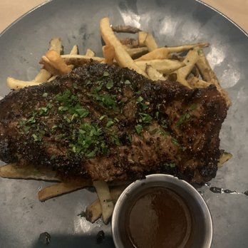 Blue Denim Restaurant - Steak frites - Cajun/Creole Near Me - Greensboro, North Carolina