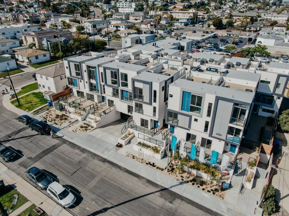 Slide of Diamond Roofing