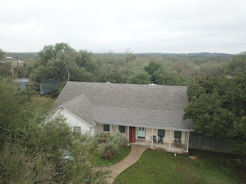 Slide of K&D Roofing