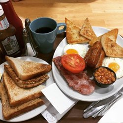 Alan's Causeway Cafe - Mega Belfast Ulster Fry