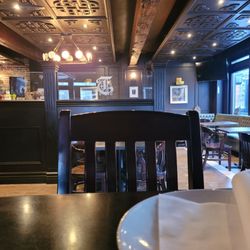 Thornhill Pub - Deluxe interior.