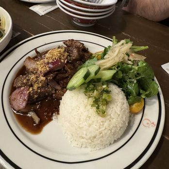 The Pig & The Lady - Bo Luc Lac "Shaking Beef" - Vietnamese Near Me - Honolulu, Hawaii The Pig & The Lady - Bo Luc Lac "Shaking Beef" - Vietnamese Near Me - Honolulu, Hawaii
