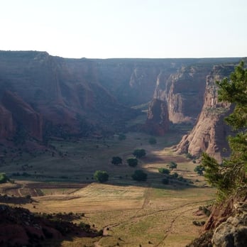 Canyon de Chelly National Monument - Twin Trails Hiking Trail - Parks Near Me Canyon de Chelly National Monument - Twin Trails Hiking Trail - Parks Near Me