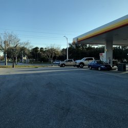 Shell - Fuel pumps on the other side