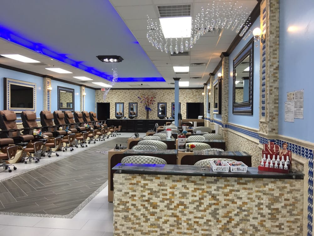 Lv Nails & Spa Image