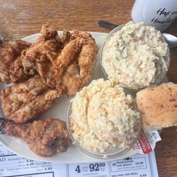 Anna Mae's Bakery & Restaurant - Canadian (New) Near Me - Millbank, Ontario