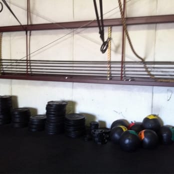 CrossFit Absolute - Interval Training Gyms Near Me - Sherwood, Oregon CrossFit Absolute - Interval Training Gyms Near Me - Sherwood, Oregon