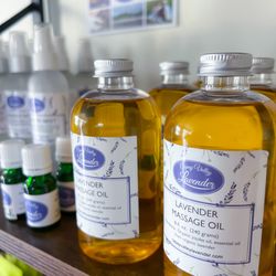 Clarks Corner - Massage oil