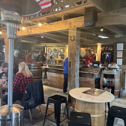 Vineyard At Porter Central - Live music