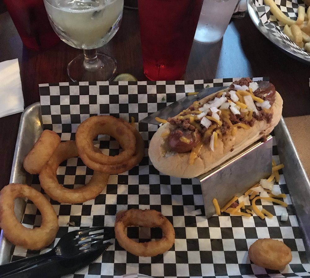 THE DOG HOUSE BAR & GRILL CLOSED Updated August 2024 21 Photos