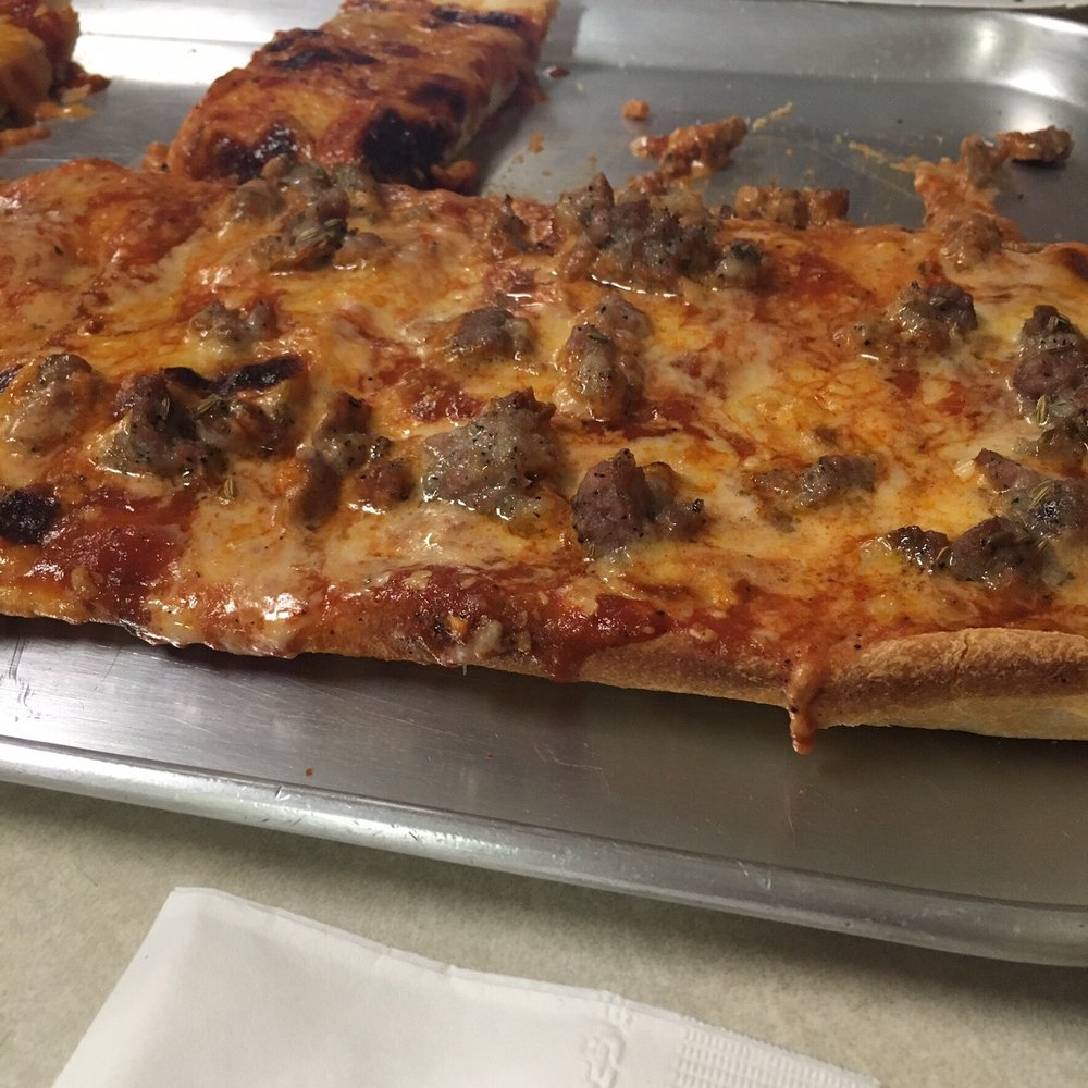 Maroni's Pizza House - Pizza Near Me - Scranton, Pennsylvania