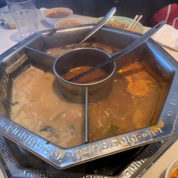 Boiling Hot Pot - Mhala soup is soooooo good - Hot Pot Near Me - San Francisco, California