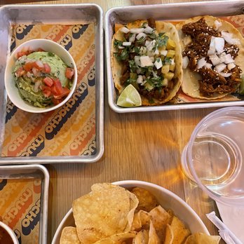 Muchacho - El pastor taco, carne asada taco, guacamole - Tacos Near Me - Atlanta, Georgia