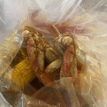 Captain Crab - King crab with potatoes and corn - Seafood Near Me - Sacramento, California Captain Crab - King crab with potatoes and corn - Seafood Near Me - Sacramento, California