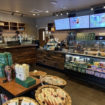 Starbucks - Coffee & Tea Near Me - Great Falls, Virginia