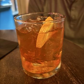 Roxanne’s - Old fashioned - Cocktail Bars Near Me - Boston, Massachusetts Roxanne’s - Old fashioned - Cocktail Bars Near Me - Boston, Massachusetts
