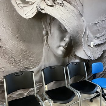 Lavish Nail Studio - Gorgeous art on the wall. - Nail Salons Near Me - West Hartford, Connecticut