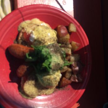 Stairway Cafe - Wild duck sausage Benedict! - Sandwiches Near Me - North Conway, New Hampshire