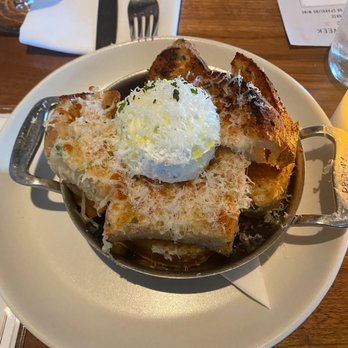 North Italia - White Truffle Garlic Bread - Italian Near Me - Gilbert, Arizona North Italia - White Truffle Garlic Bread - Italian Near Me - Gilbert, Arizona