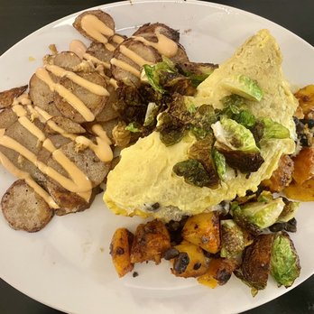 Gaia House Cafe - Seasonal omelette with potatoes - Vegetarian Near Me - Grand Rapids, Michigan Gaia House Cafe - Seasonal omelette with potatoes - Vegetarian Near Me - Grand Rapids, Michigan