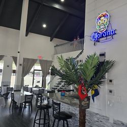 Carib Island Restaurant - Decor