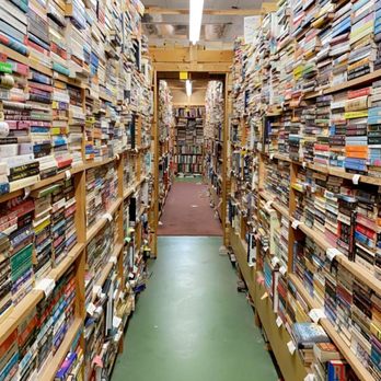 Chamblin Bookmine - Bookstores Near Me - Jacksonville, Florida