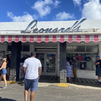 Leonard's Bakery - Leonard's Bakery - Bakeries Near Me - Honolulu, Hawaii Leonard's Bakery - Leonard's Bakery - Bakeries Near Me - Honolulu, Hawaii