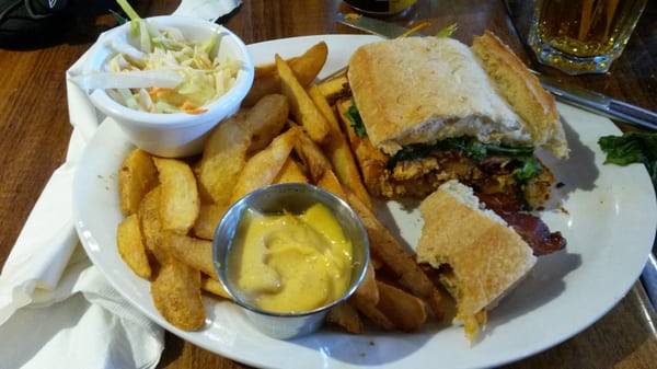 Dusty's Bar & BBQ by null