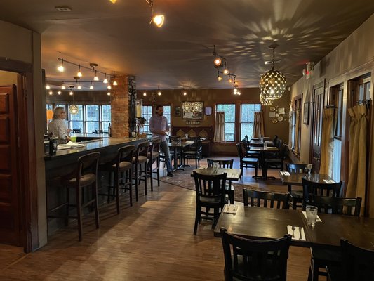 Petit Bistro by null