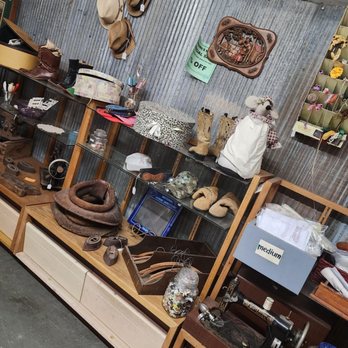 TREASURES N JUNK - Updated February 2026 - 362 Photos & 163