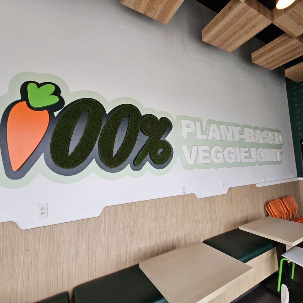 Earth Burger - the interior of a restaurant - Burgers Near Me - San Antonio, Texas