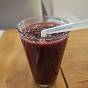 Azul 18 - Berry Berry juice - New American Near Me - Chicago, Illinois