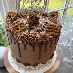 Sweetie Pies Bakery - Kimm was great and free local delivery. The best German Chocolate cake ever!