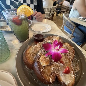 Mamimosas - French Toast - Breakfast & Brunch Near Me - West Covina, California Mamimosas - French Toast - Breakfast & Brunch Near Me - West Covina, California