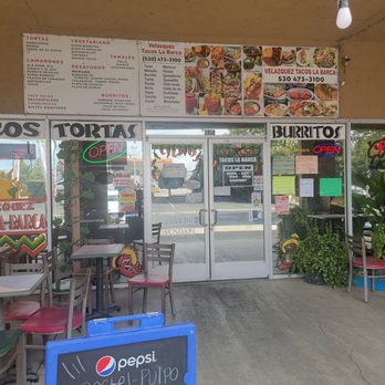 Tacos La Barca In Williams - Inside - Mexican Near Me - Williams, California