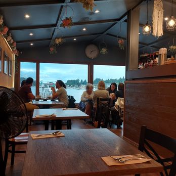 Gig Harbor Thai Cuisine - Small dining room on the water. - Thai Near Me - Gig Harbor, Washington Gig Harbor Thai Cuisine - Small dining room on the water. - Thai Near Me - Gig Harbor, Washington