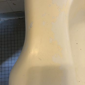 Top Reglazing - Before: Old paint on a bathtub - Refinishing Services Near Me - Manassas, Virginia Top Reglazing - Before: Old paint on a bathtub - Refinishing Services Near Me - Manassas, Virginia