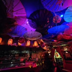Momoku No Usagi - Fun decor