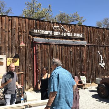Eagle Mining - Tony teaching the tour group the process of planning gold - Tours Near Me - Julian, California Eagle Mining - Tony teaching the tour group the process of planning gold - Tours Near Me - Julian, California