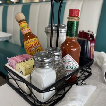 Van Dorn Diner - a table with condiments and condiments - Diners Near Me - Alexandria, Virginia Van Dorn Diner - a table with condiments and condiments - Diners Near Me - Alexandria, Virginia