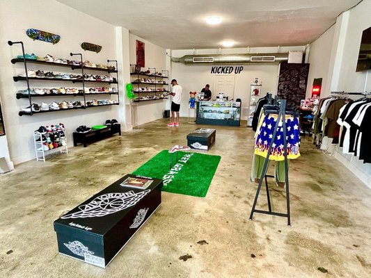 CHUMA’s STORE Zumiez, 12000 SE 82nd Ave, Ste 2185, Happy Valley, OR 97086