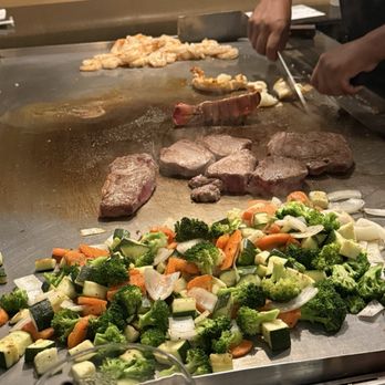 Gozen Japanese Restaurant - Teppanyaki - Sushi Bars Near Me - Visalia, California Gozen Japanese Restaurant - Teppanyaki - Sushi Bars Near Me - Visalia, California