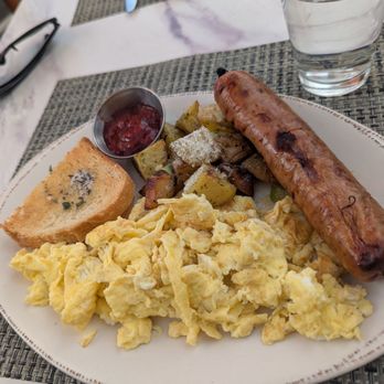 Slay Hermosa - American Breakfast - New American Near Me - Hermosa Beach, California Slay Hermosa - American Breakfast - New American Near Me - Hermosa Beach, California
