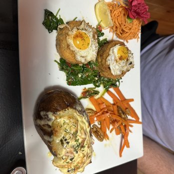 The Fat Chef - Crab cakes with twice baked potato - Seafood Near Me - Rogers, Arkansas The Fat Chef - Crab cakes with twice baked potato - Seafood Near Me - Rogers, Arkansas