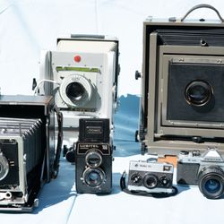 Analog methodologies taught & supported via our darkroom, classes & darkroom prints of your family photos