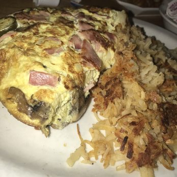 Brownstone Pancake Factory - South of the border omelette - Breakfast & Brunch Near Me - Edgewater, New Jersey